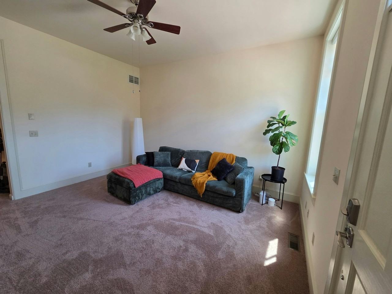 1003 Ann Avenue - Photo 4 of 25