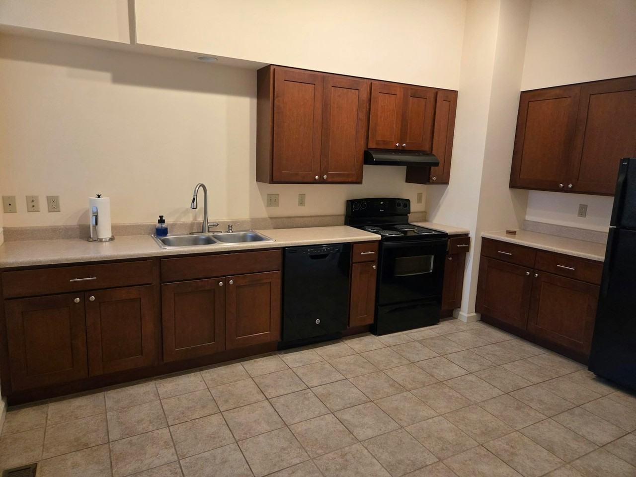 1003 Ann Avenue - Photo 6 of 25
