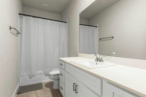 featured image of 2807 Woodland Ct