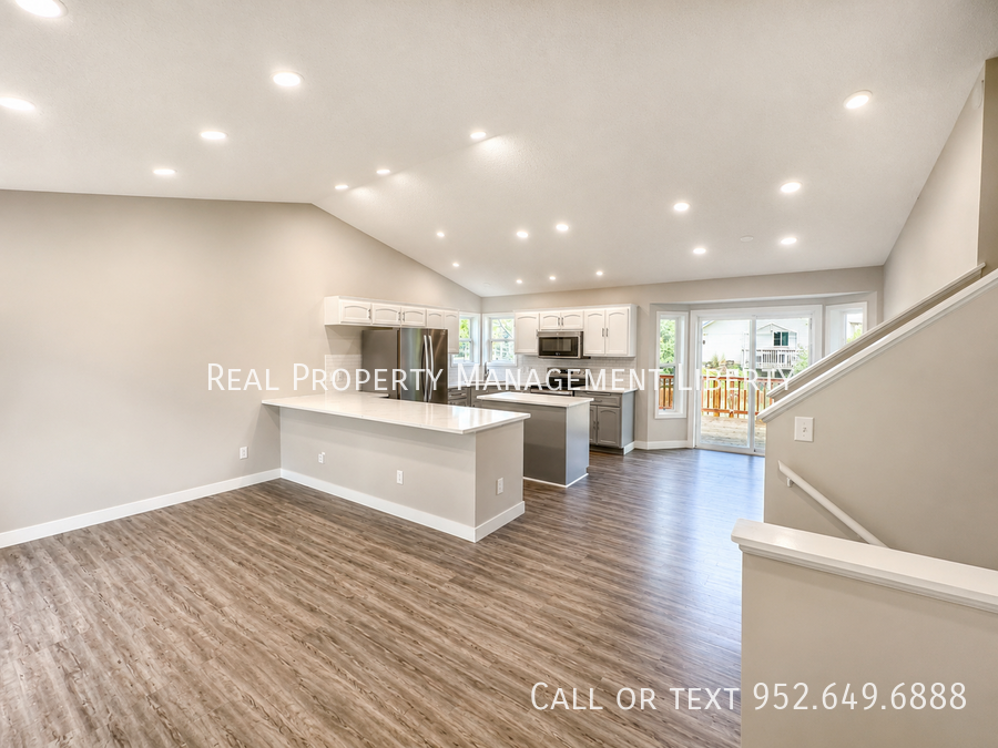 2655 King Ave - Photo 2 of 14