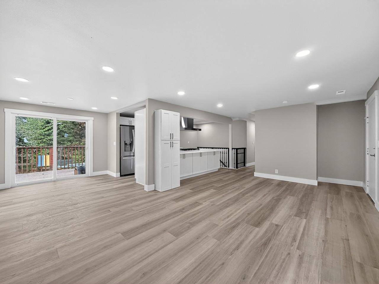 12529 14th Ave Ne #1 - Photo 4 of 34