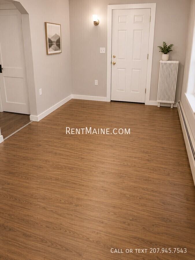 326 Grove St - Photo 5 of 13