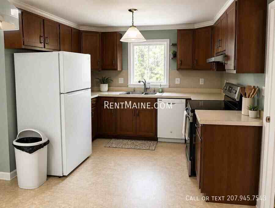 35 Hudson Rd - Photo 5 of 29
