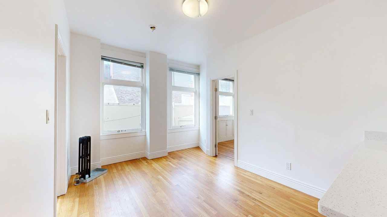 1106 Bush St #501 - Photo 2 of 13