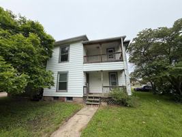 featured image of 1132 N Gilbert St