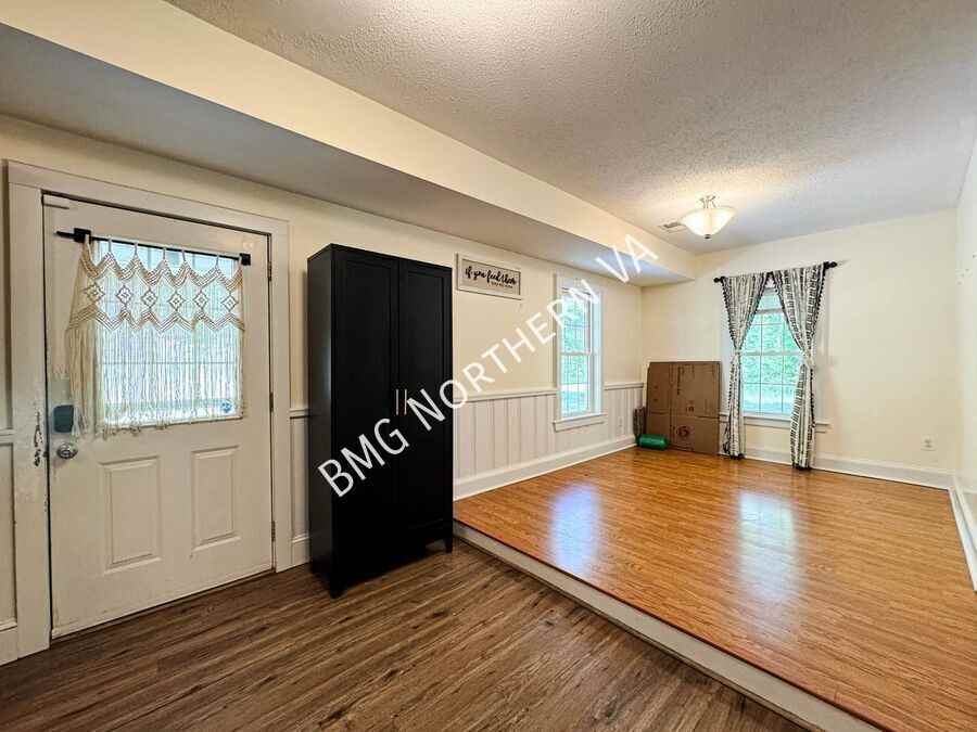 240 Norman Rd - Photo 6 of 31