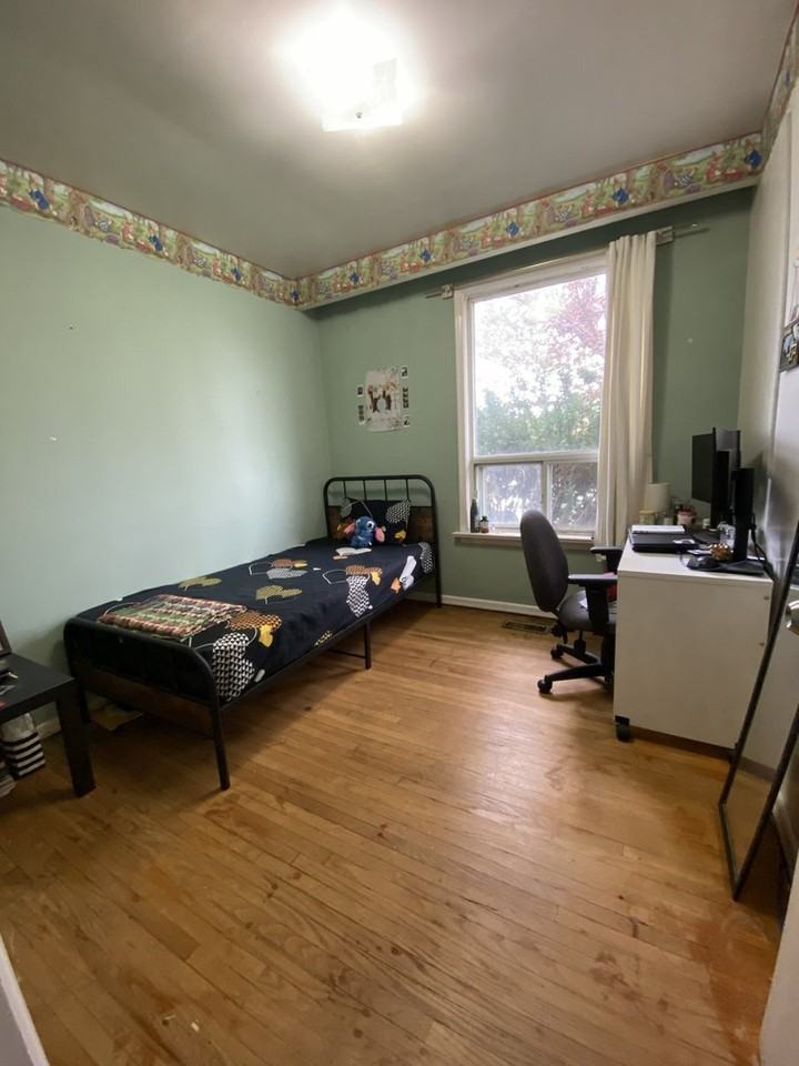 67 Scarden Ave - Photo 3 of 11
