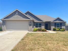 featured image of 211 Genoa Way