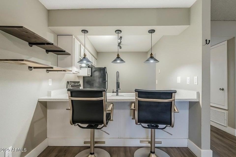 1826 N Spring #201 - Photo 3 of 17