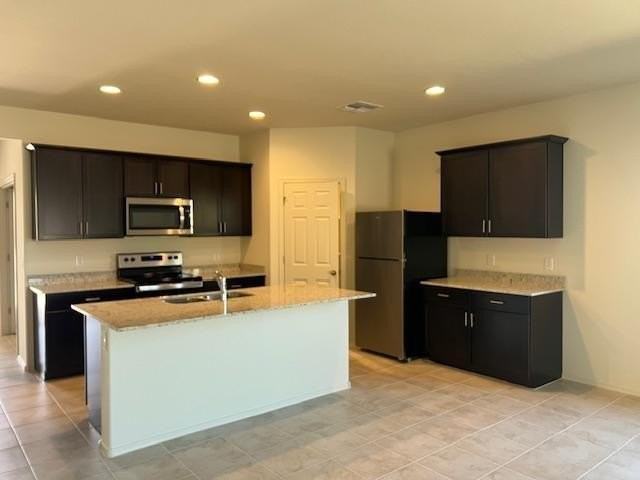 24593 W Verlea Dr - Photo 3 of 10