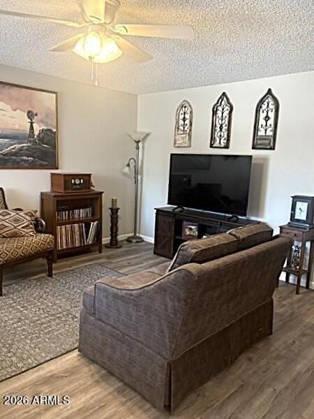 10104 N 96th Dr #A - Photo 3 of 22