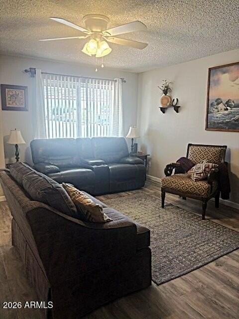 10104 N 96th Dr #A - Photo 4 of 22