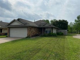 911 Crested Point Dr - Photo 1 of 1