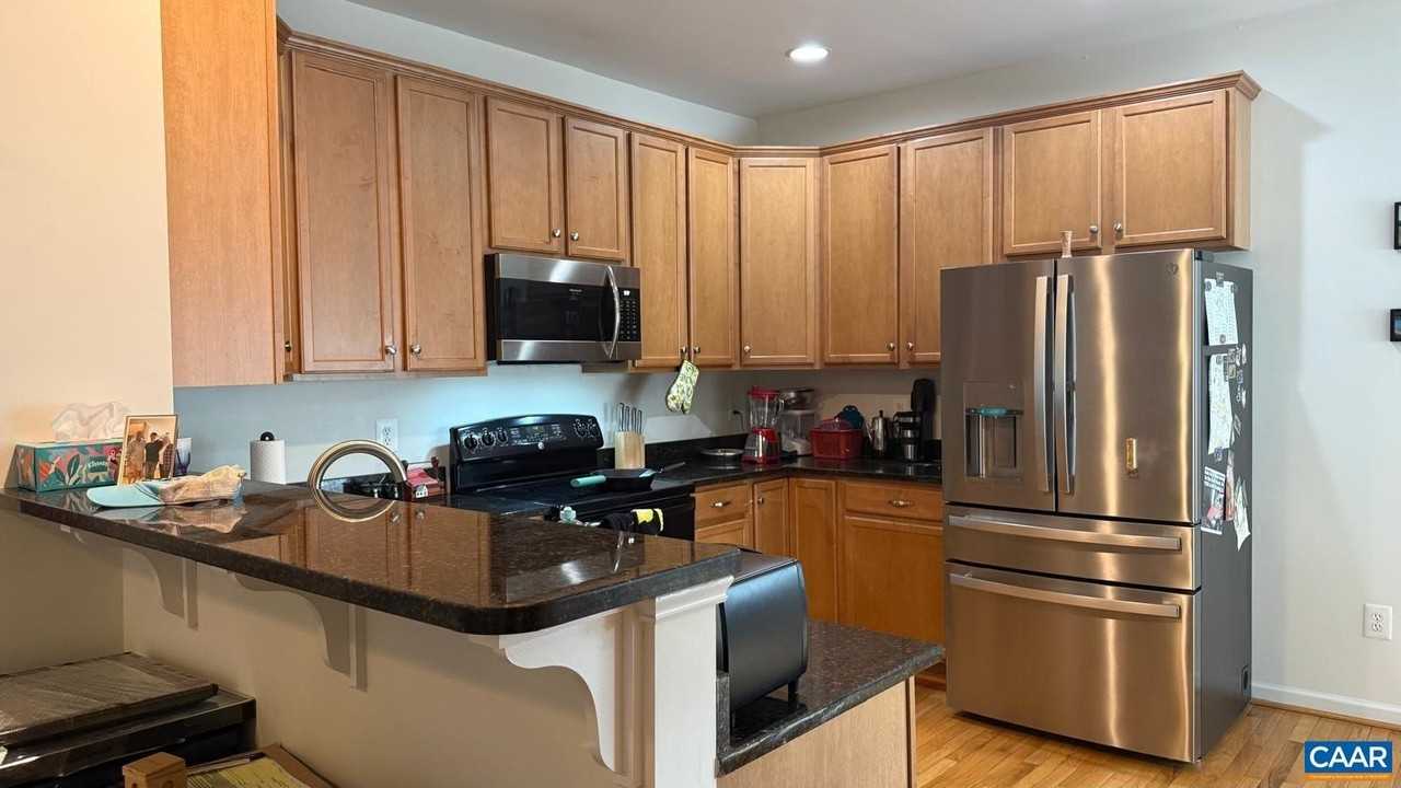 3535 Grand Forks Blvd - Photo 5 of 28