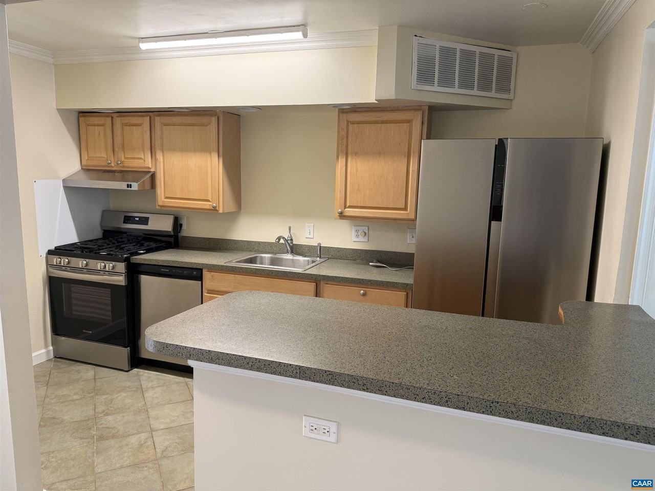 111 Hessian Hills Rdg #2 - Photo 3 of 12