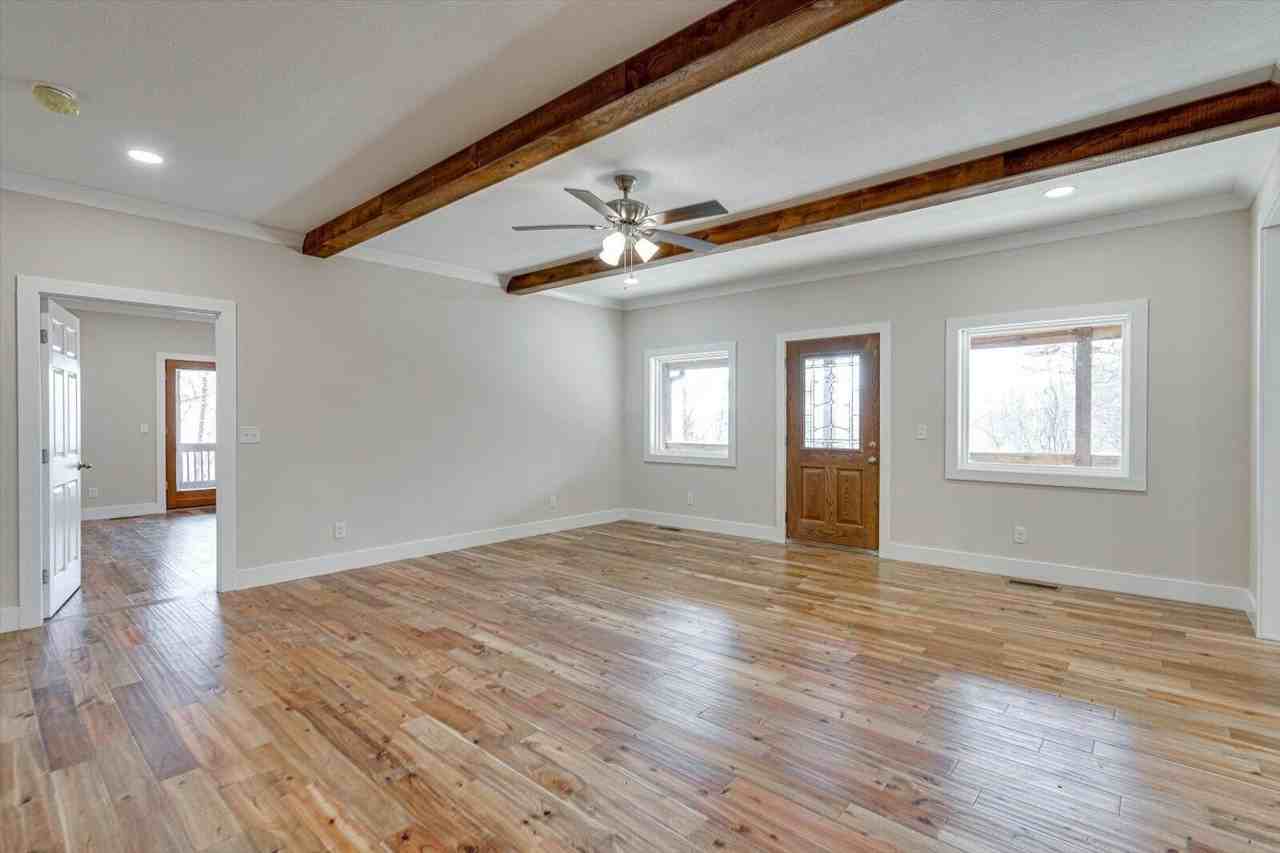 2000 Fredonia Rd - Photo 3 of 25