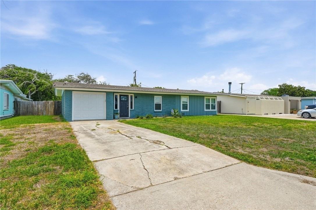 103 Magnolia Pl - Photo 2 of 29
