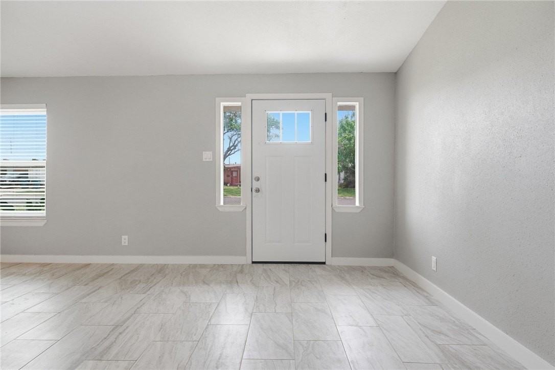 103 Magnolia Pl - Photo 4 of 29