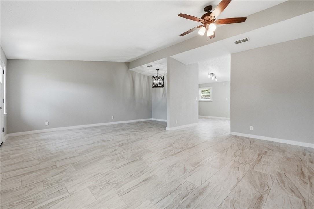 103 Magnolia Pl - Photo 7 of 29