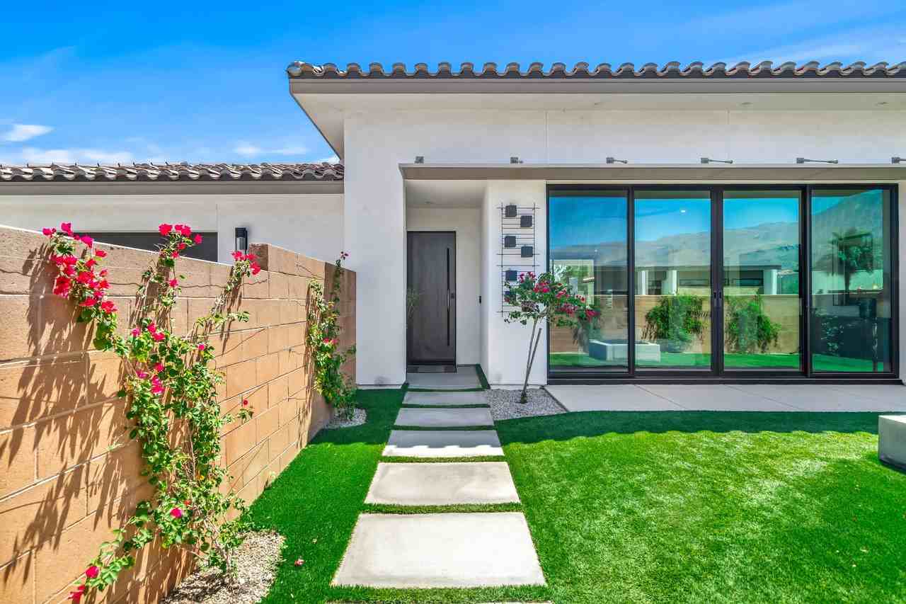 57644 Santo Thomas - Photo 3 of 49