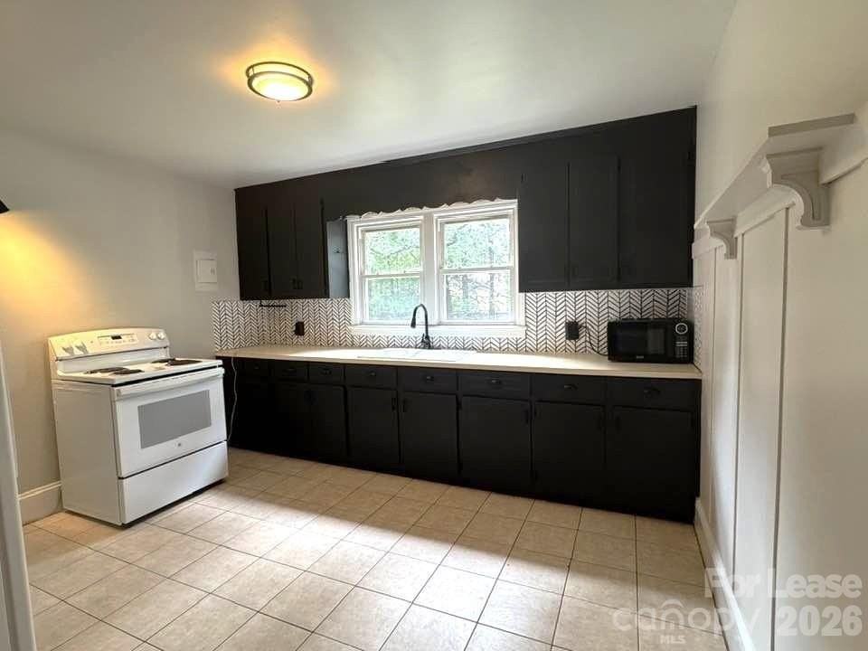 810 Mt Holly Huntersville Rd - Photo 5 of 21