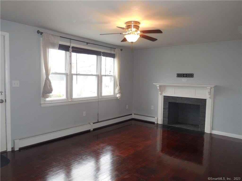 215 Fowler Ave - Photo 3 of 23