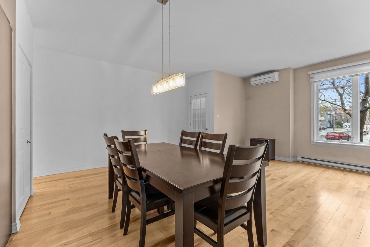 85 Av Beaumont - Photo 2 of 21