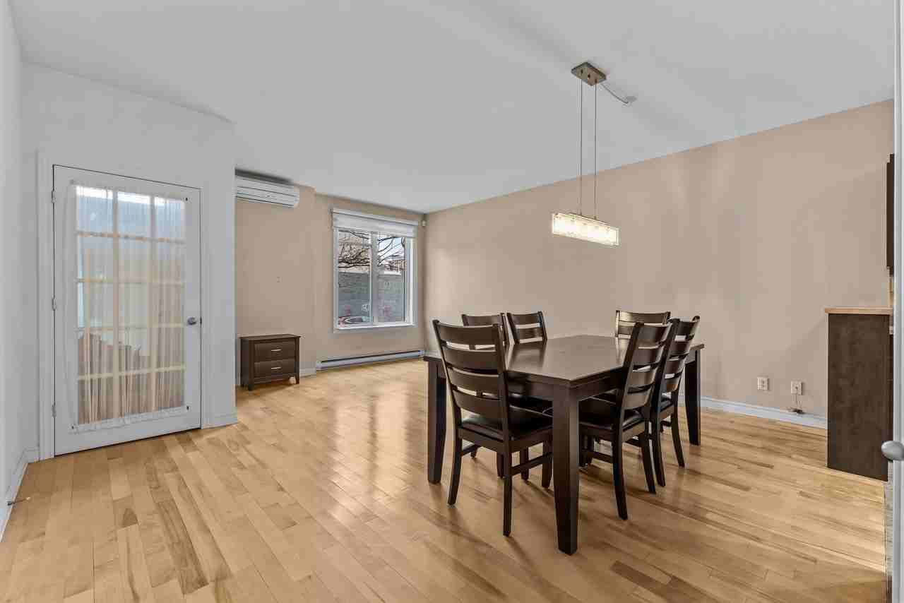 85 Av Beaumont - Photo 3 of 21