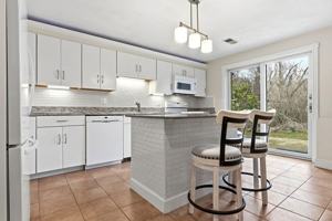 featured image of 5 Saint Anthonys Ln