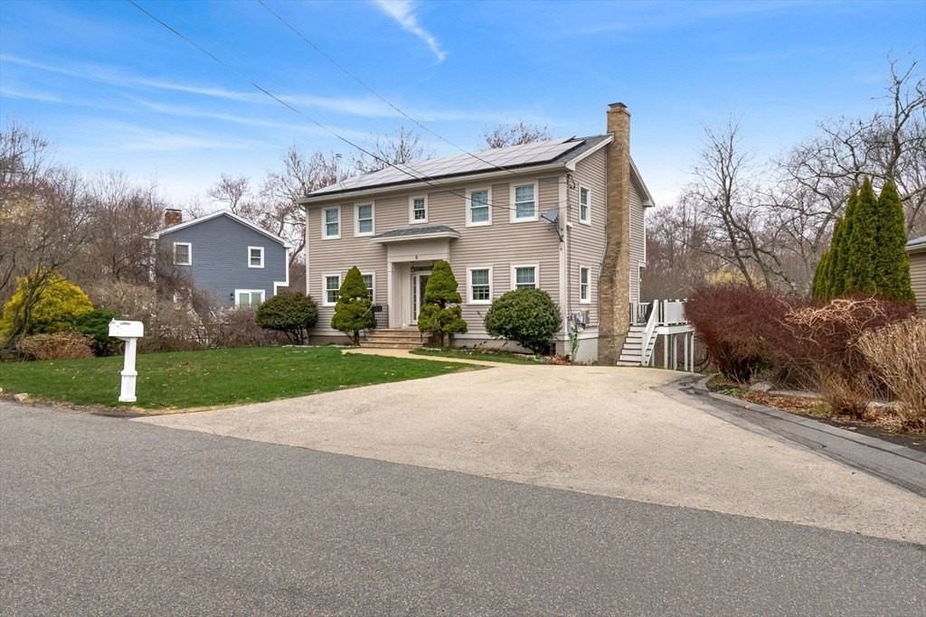 5 Saint Anthonys Ln - Photo 2 of 26