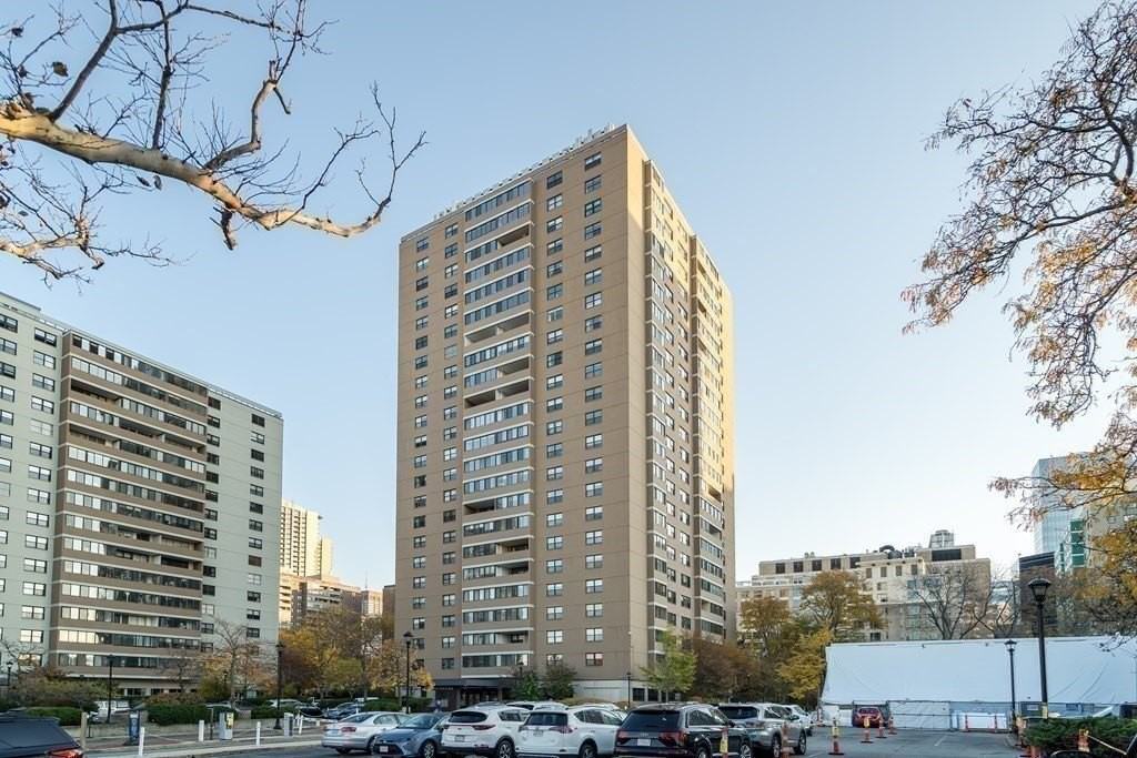 8 Whittier Pl Apt 23b