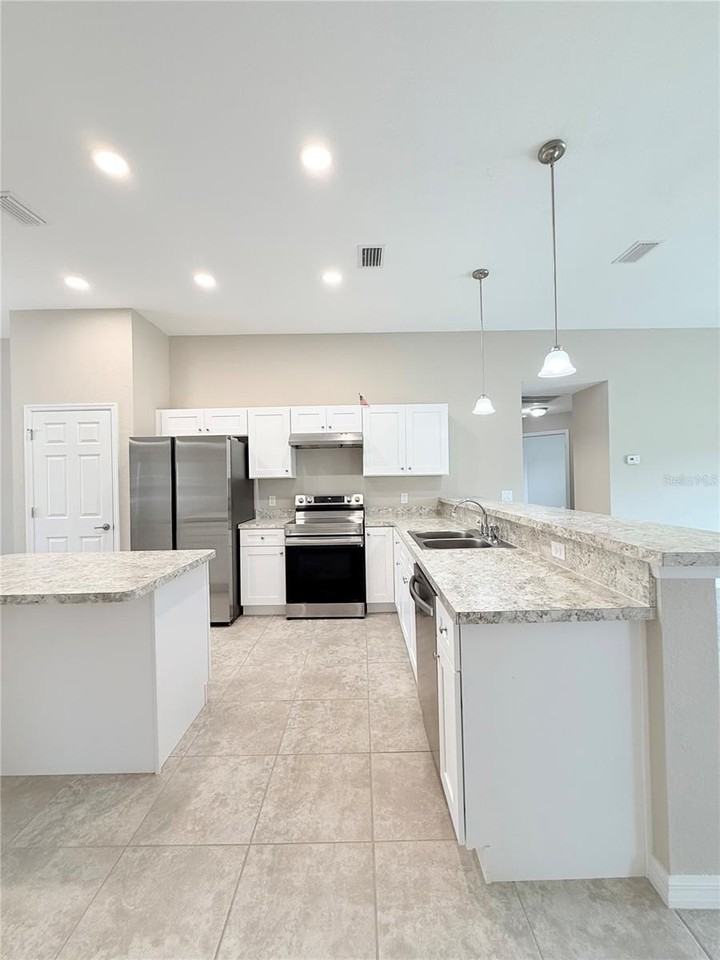 15712 Sw 37th Cir - Photo 7 of 22