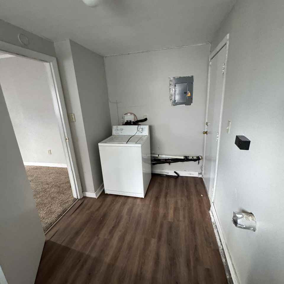 4030 N Catherwood Ave #1 - Photo 6 of 26