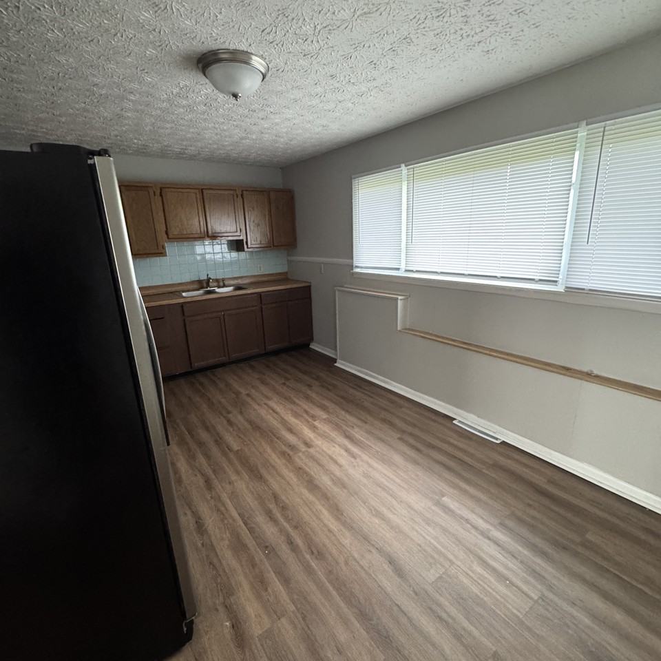 4030 N Catherwood Ave #1 - Photo 7 of 26