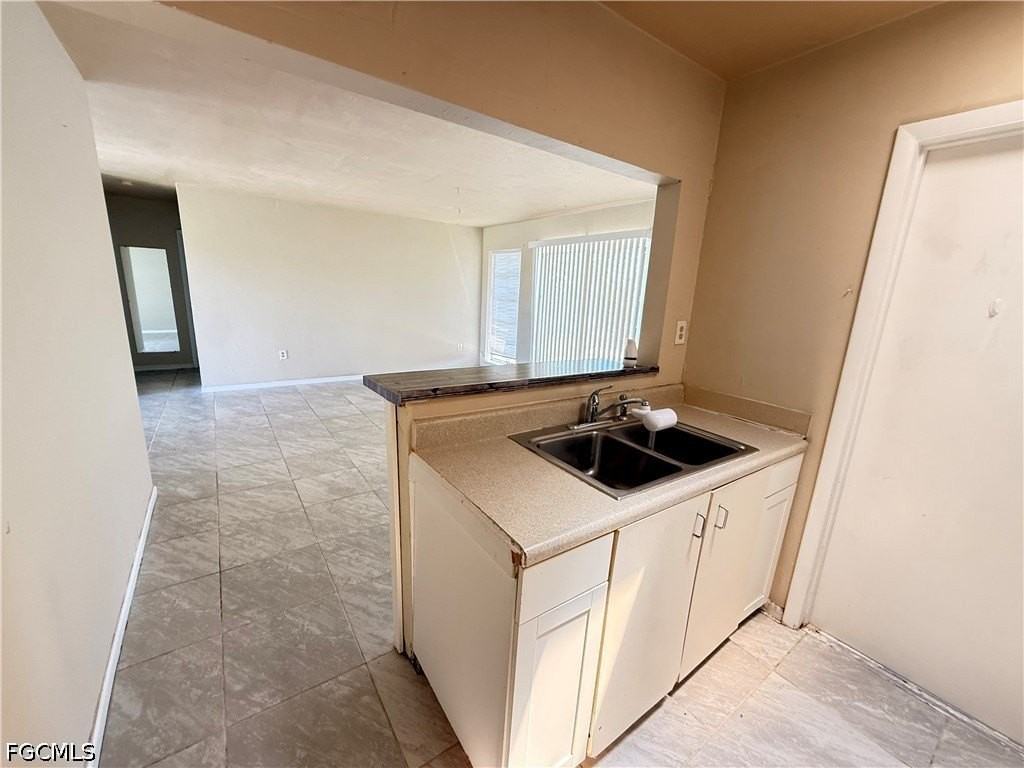 21155 Meehan Ave - Photo 3 of 9
