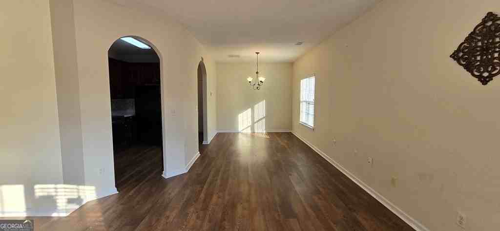 5472 Festival Ave - Photo 5 of 44