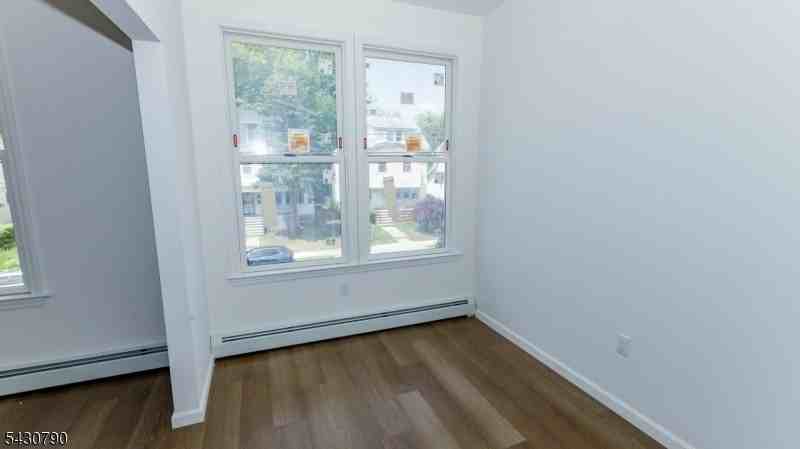 182 Ellery Ave - Photo 5 of 24