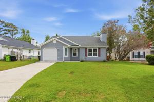 featured image of 818 S Dogwood Ln