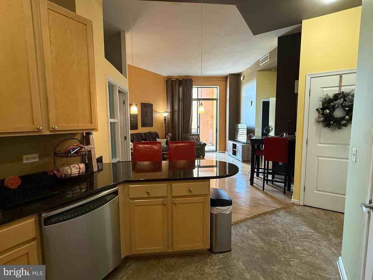 2720 S Arlington Mill Dr - Photo 7 of 15