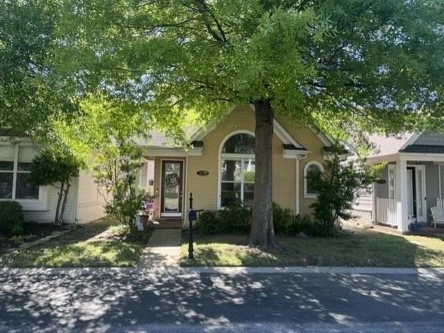 1339 Harbor Park Dr - Photo 2 of 6