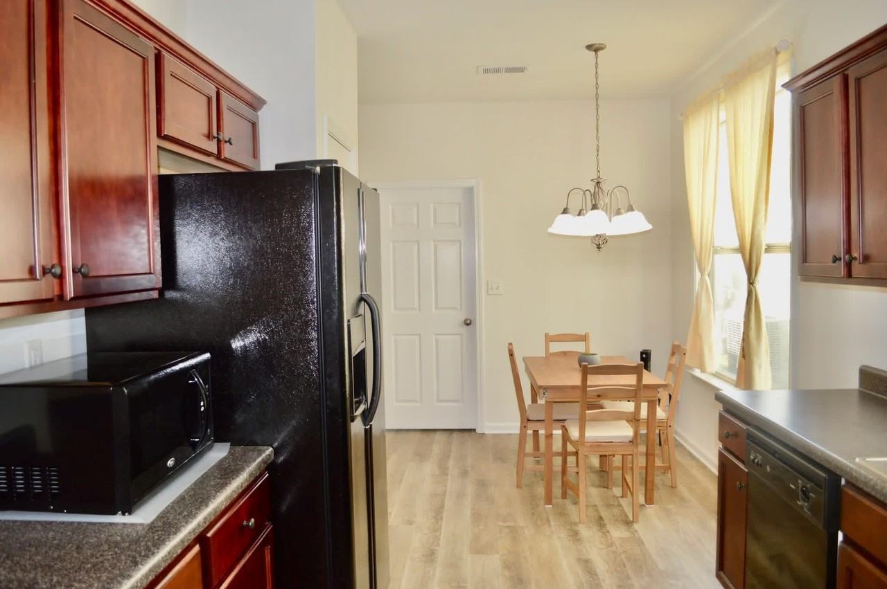 1339 Harbor Park Dr - Photo 6 of 6