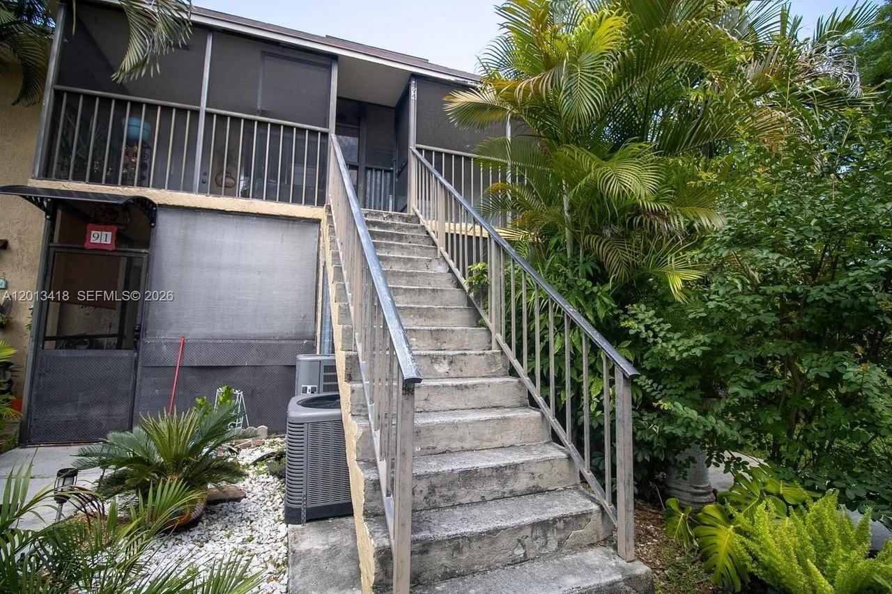 15629 Sw 73rd Ct #9-4 - Photo 3 of 28