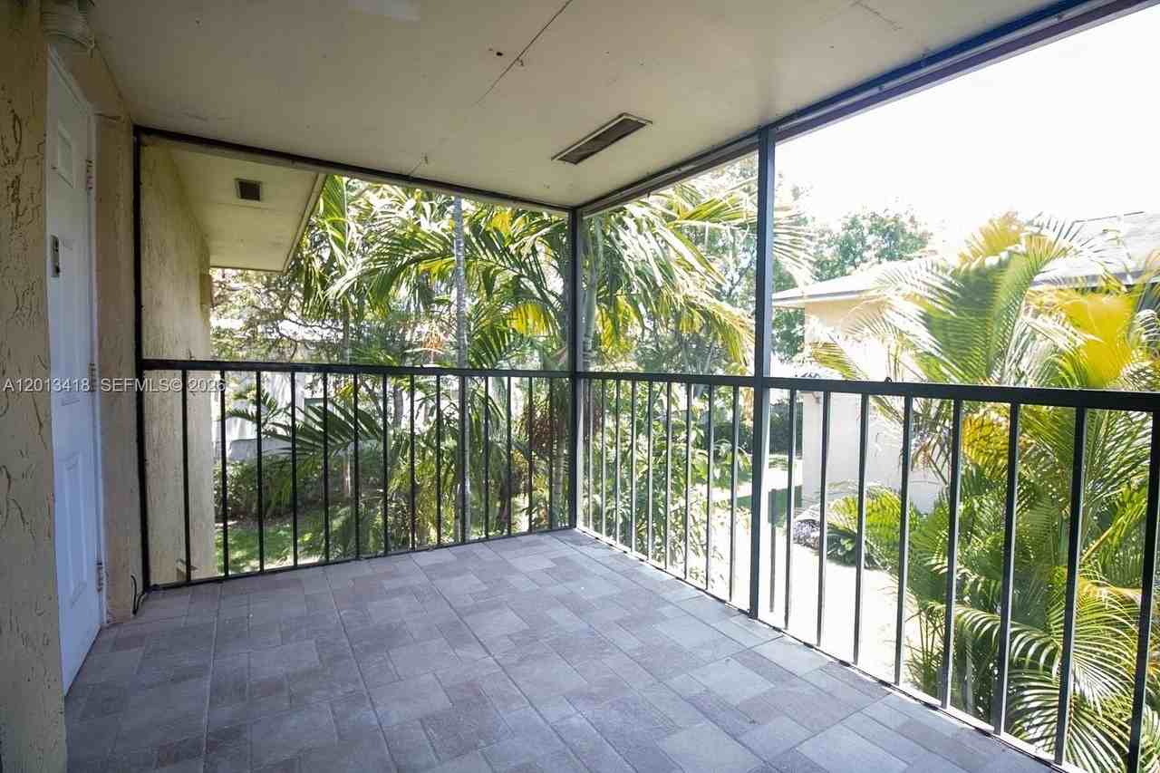 15629 Sw 73rd Ct #9-4 - Photo 5 of 28