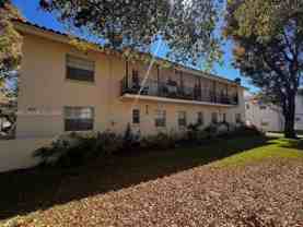 504 Santander Ave #2 - Photo 1 of 1