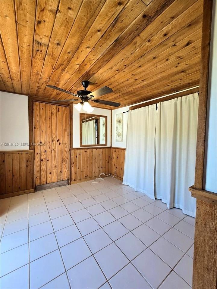 27660 Sw 162nd Ave #SIDE - Photo 3 of 11