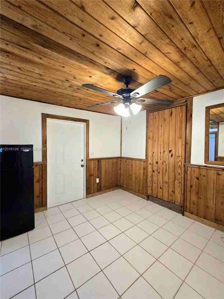 27660 Sw 162nd Ave #SIDE - Photo 4 of 11