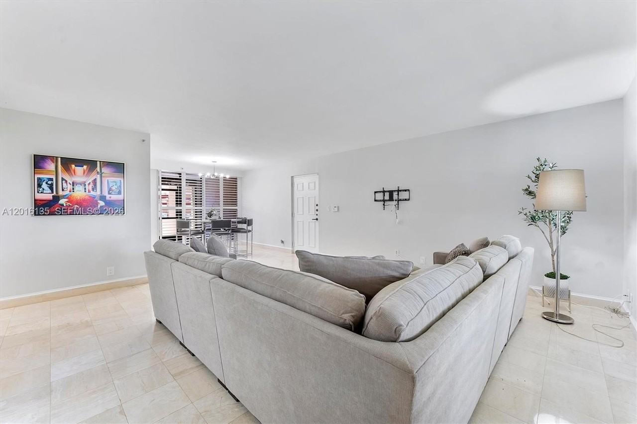 7225 Promenade Dr #102 - Photo 4 of 23