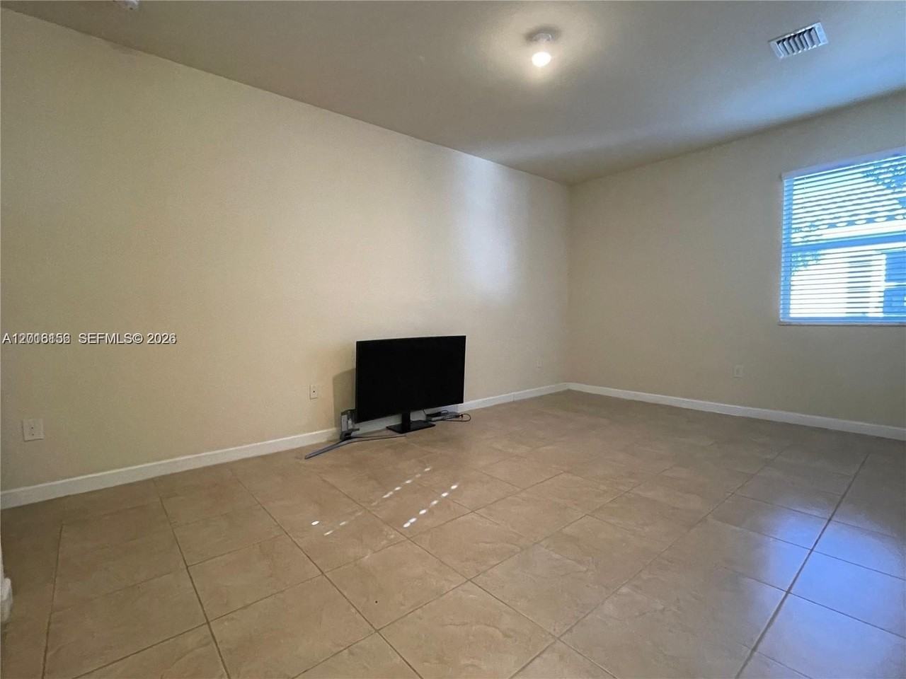 9351 Sw 171st Ave - Photo 7 of 25