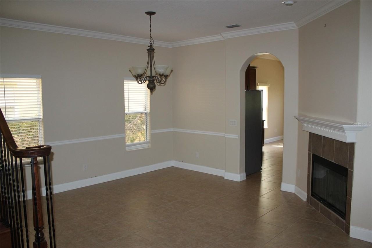 6833 Dolce St - Photo 7 of 28