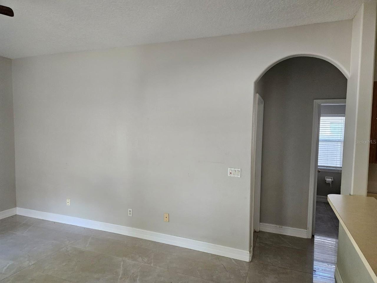 647 Carey Way - Photo 6 of 18